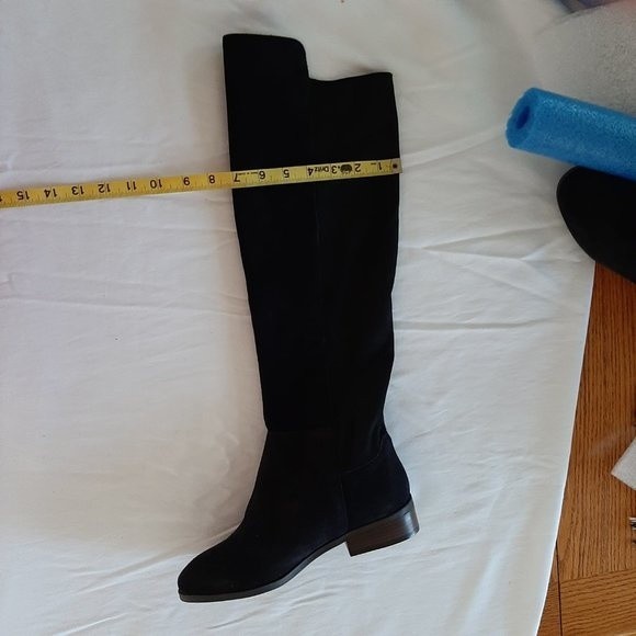 Lucky Brand, LK-Calypso, Black Oiled Suede Boots, size 7M New - Picture 10 of 10